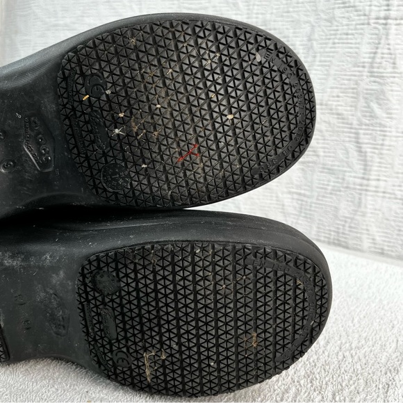 Crocs Neria Pro II Womens 9 Dual Comfort Slip Resistant Work Clog Black Shoes - Picture 9 of 16